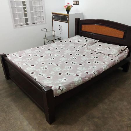 Mayurapriya Inn Chennai Ngoại thất bức ảnh